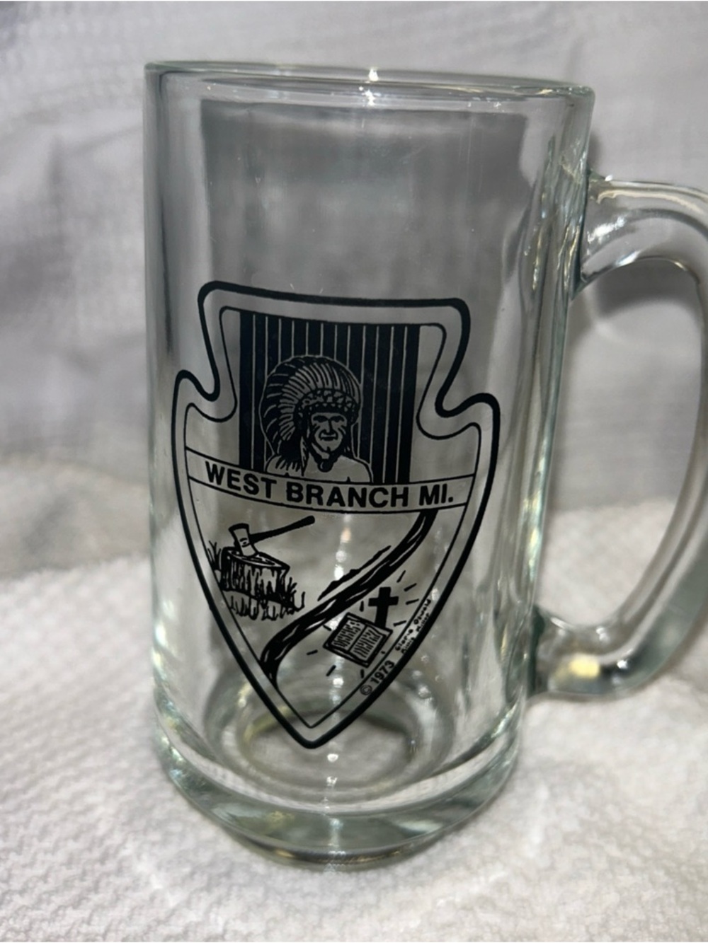 Clear Glass Beer Mug with Black Crest